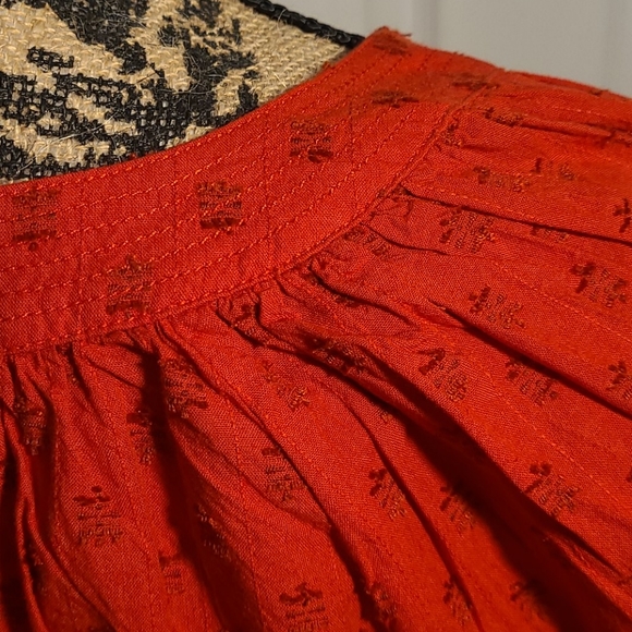 Red blouse - Picture 6 of 6